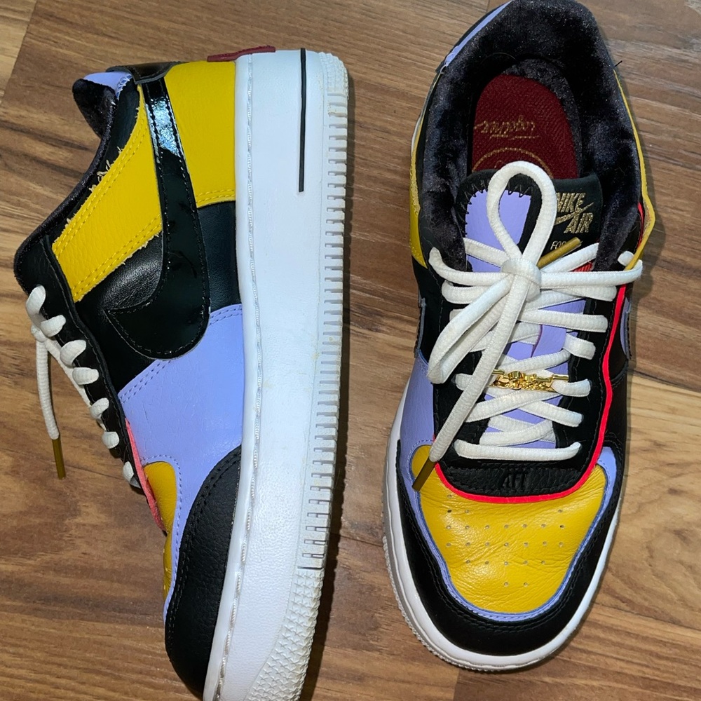Nike Air Multicolor Sneakers with Yellow and Black Accents